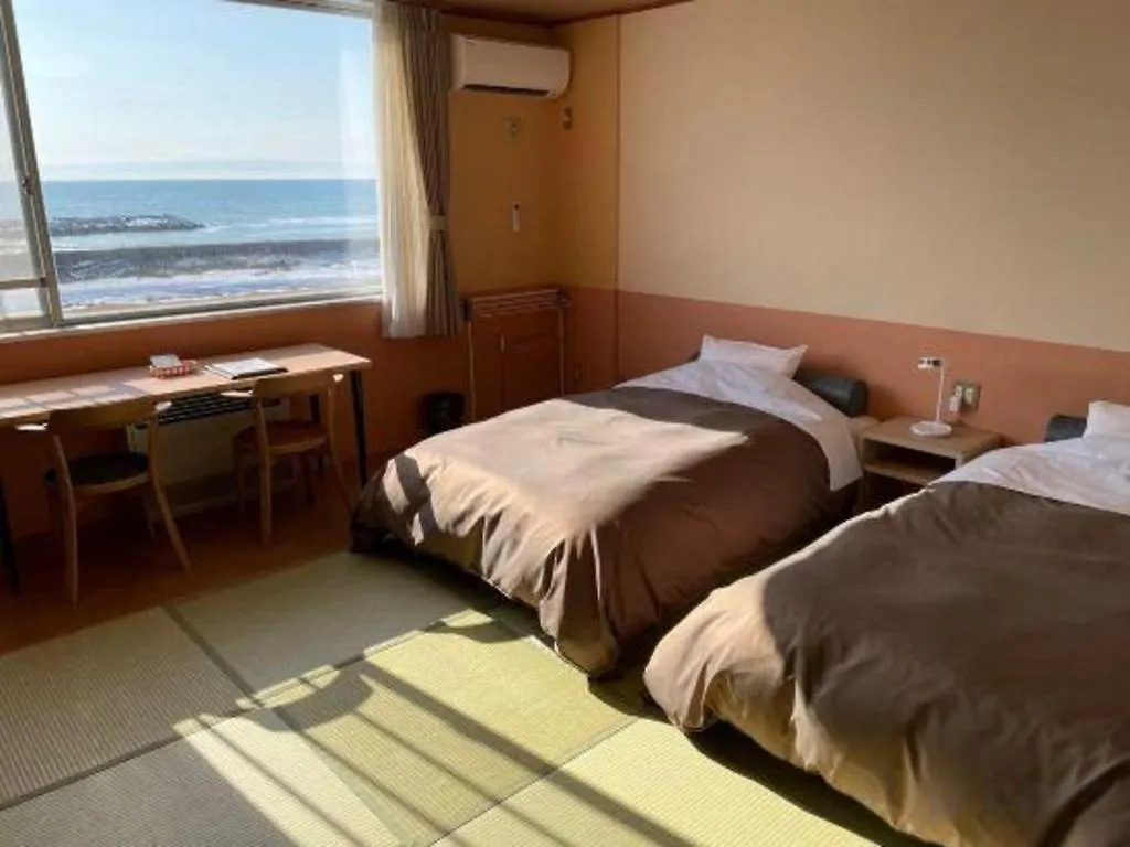 Kurazou Hotel Shinhidaka 3*,